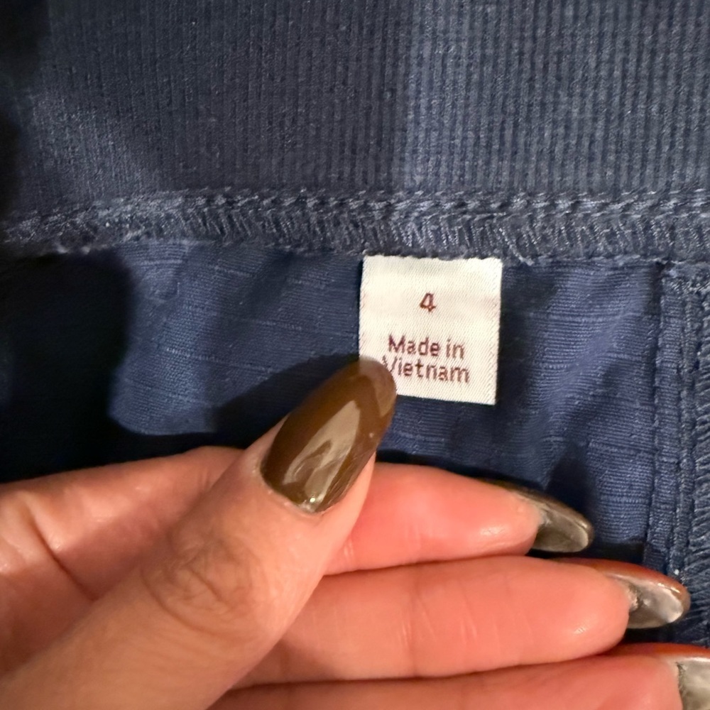 🔥Carhartt Navy Blue Women's Shorts🔥 - Picture 5 of 7